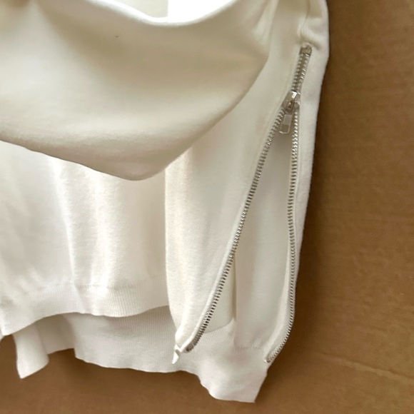 Modern Citizen Yara Side-Zip Sweater - Picture 3 of 5